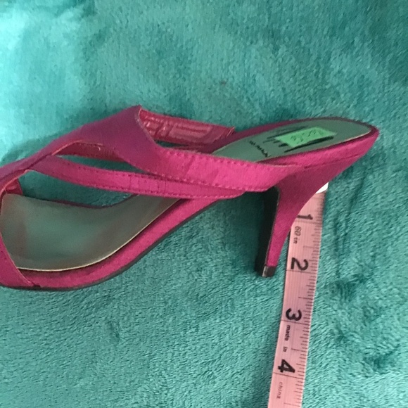 💚3/$25 Vintage 90s Ann Marino pink strappy sandal heels size 6.5 with 2” heels - Picture 6 of 6